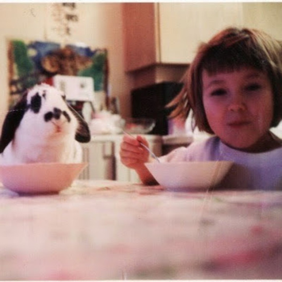 Meet your Posher, Aylish - Picture 1 of 1